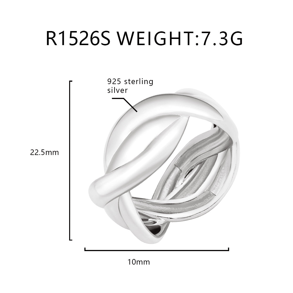 Selene Twist Ring